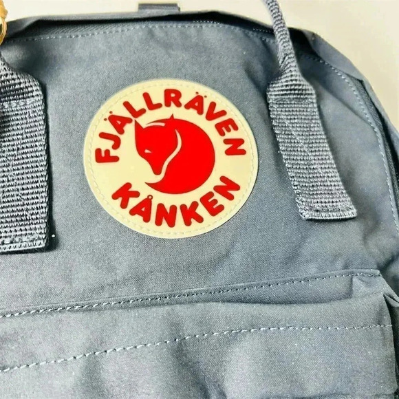 Fjällräven Kånken Mini Backpack Navy Blue Unisex Casual Adjustable Straps - Picture 6 of 8